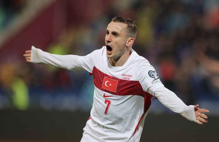 开云官方登录入口-多年不见，别来无恙？世界杯48强全部出炉，多队多年后成功突围|土耳其队|金）队|玻利维亚足球|美加墨世界杯|瑞典足球队_新浪新闻